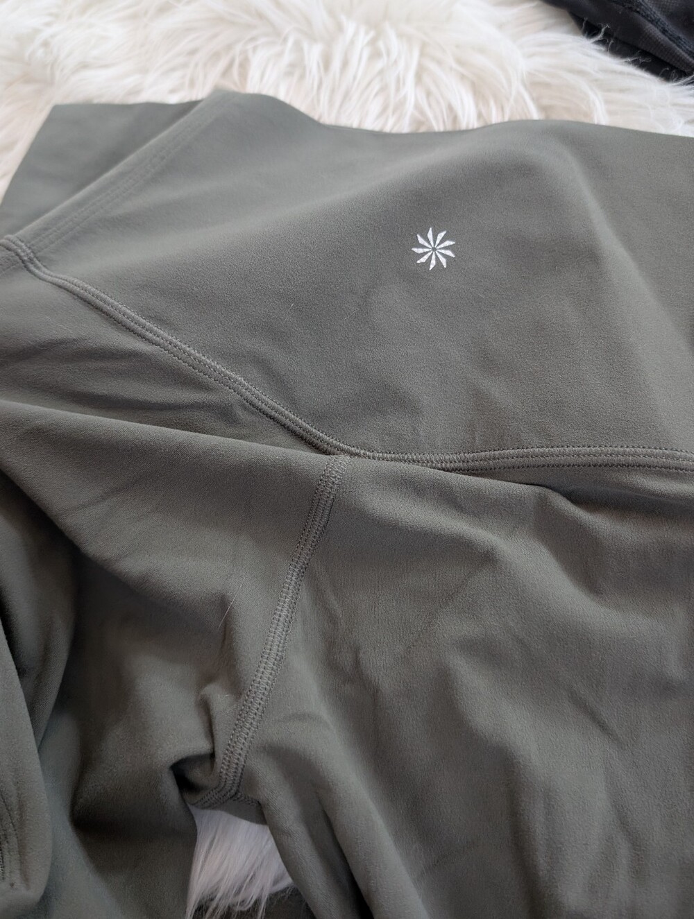 Bundle! 4 Athleta Leggings Large Rainier Reflective Inclination Moto Salutation - Picture 12 of 14